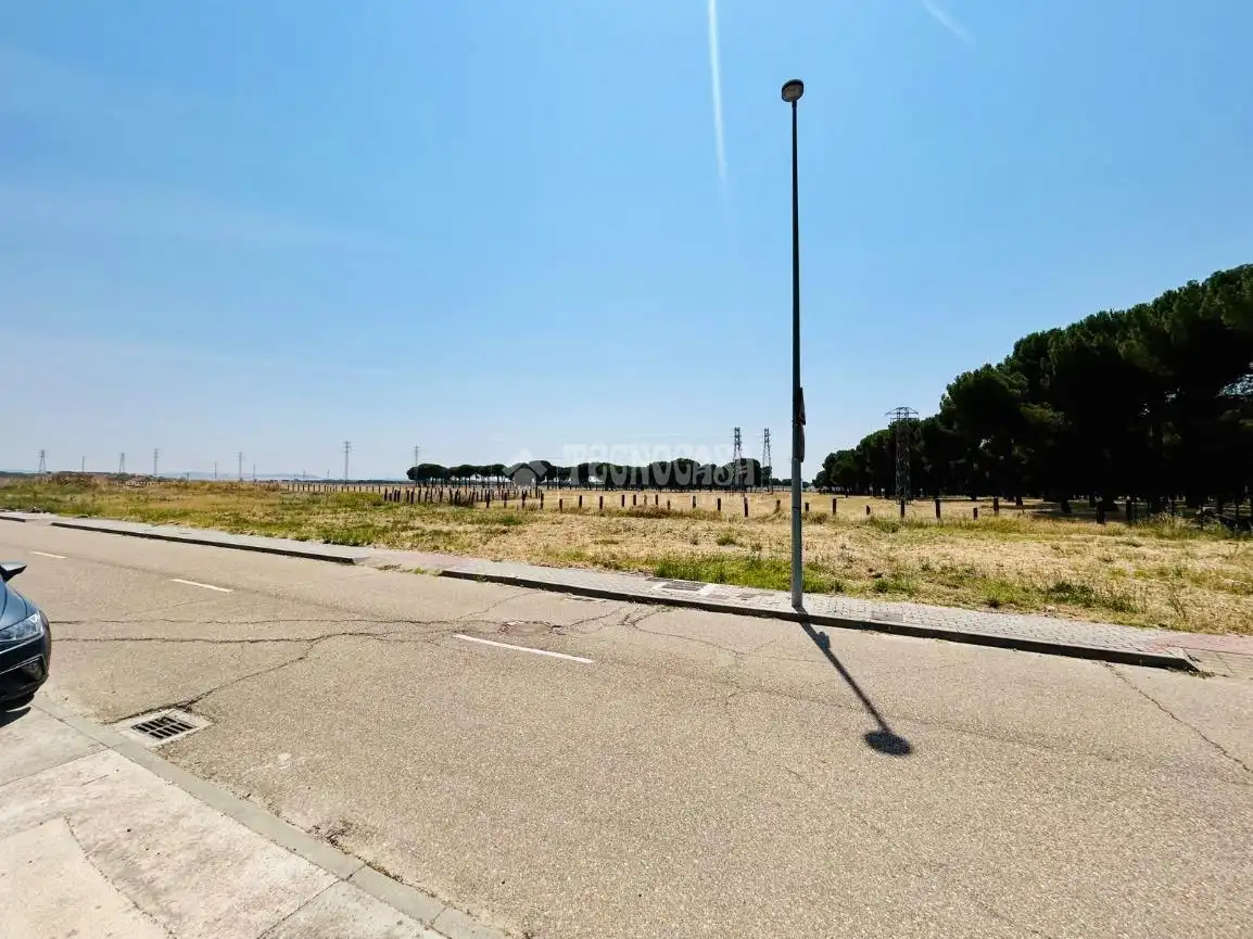 Terreni e lotti in vendita a Aldeamayor de San Martín, imagen 18
