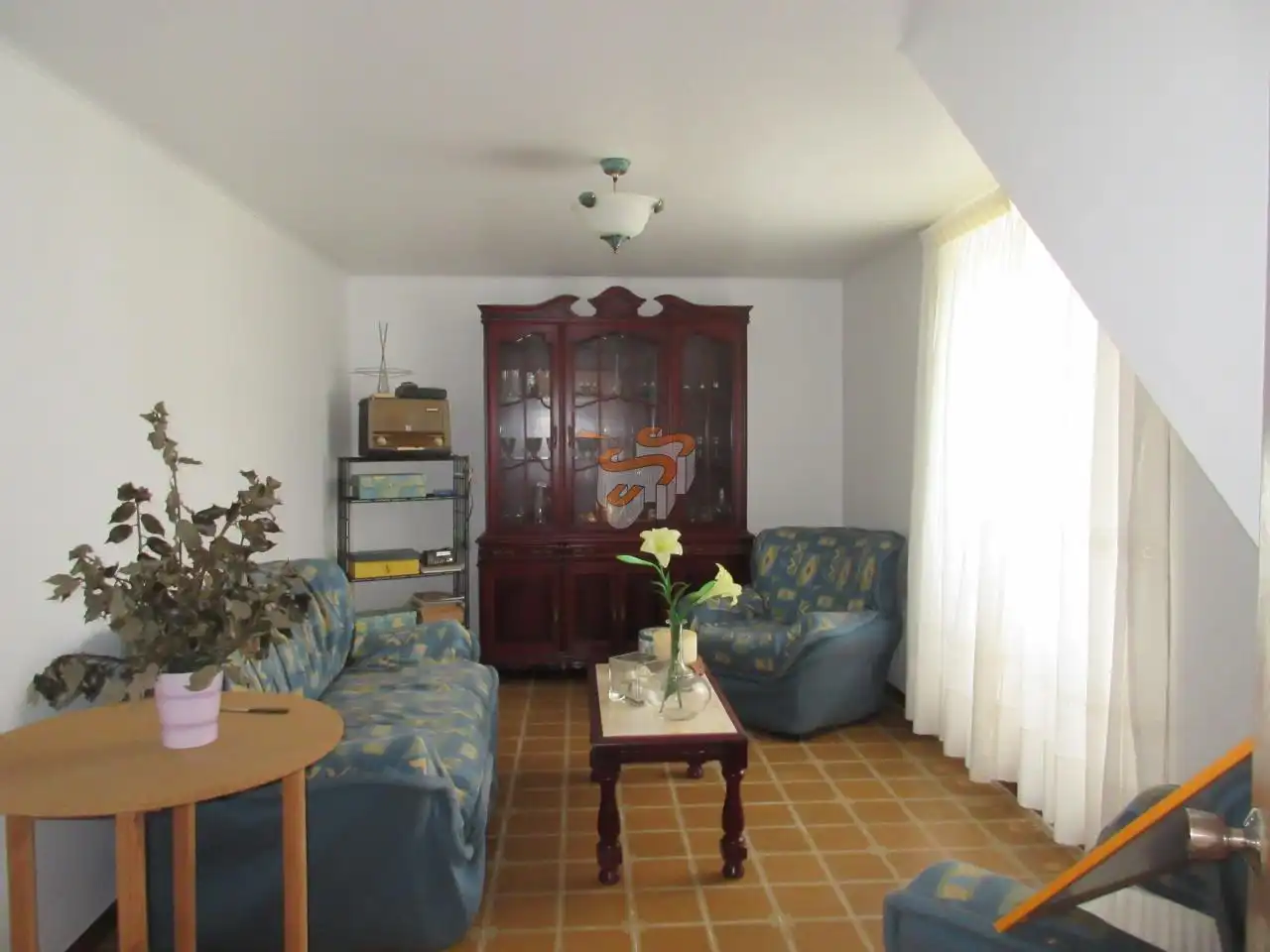 Sala de estar de Finca rústica en venta en A Capela  con Jardín privado