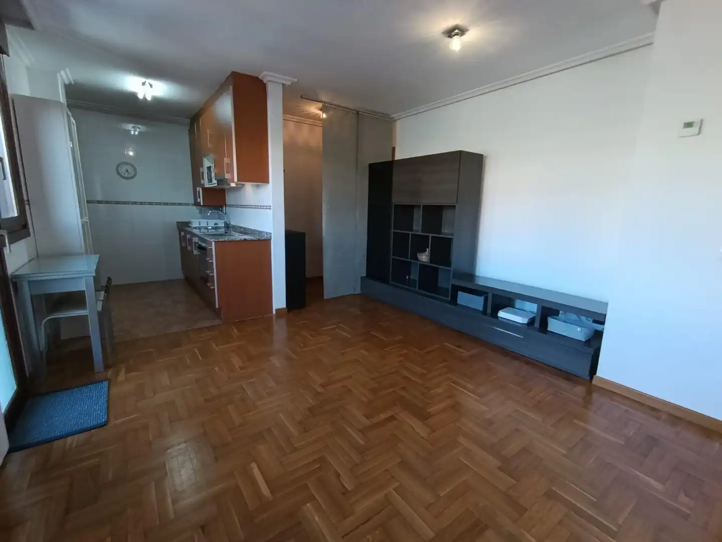 Living room of Apartments for sale in Avilés  with Heating, Parquet flooring and Storage room