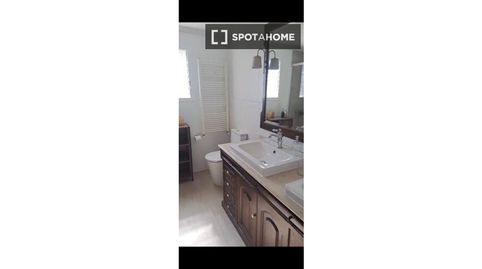 Foto 5 de Habitació a La Conarda, La Pobla de Vallbona
