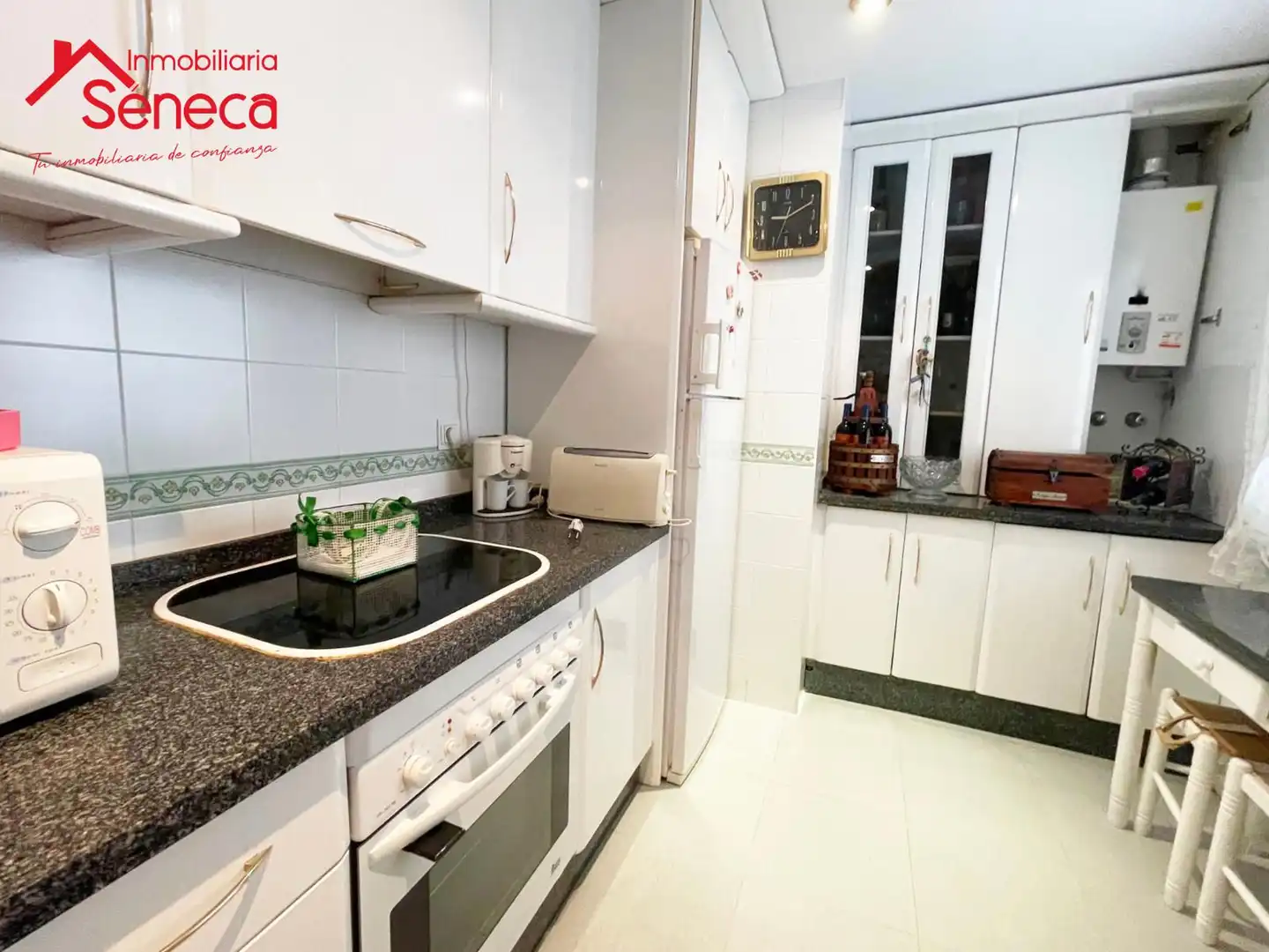 Kitchen of Flat for sale in Córdoba  with Air Conditioner, Heating and Swimming Pool