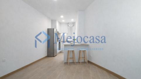 Foto 3 de Apartament en venda a Calle de la Huerta del Bayo, Embajadores - Lavapiés,  Madrid Capital