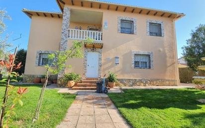 Exterior view of House or chalet for sale in Otero  with Air Conditioner, Heating and Terrace