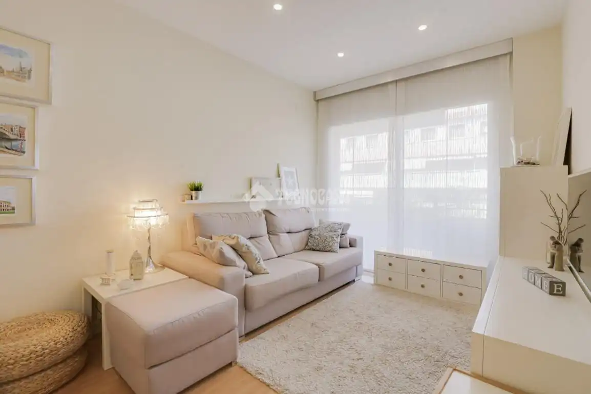 Living room of Flat for sale in Sant Boi de Llobregat  with Air Conditioner, Storage room and Balcony