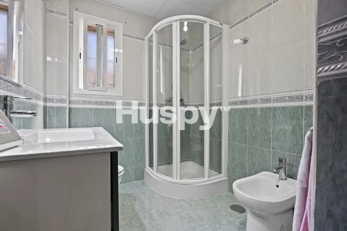 Chalet con balcón en venta en Calle Torre del Oro, imagen 13