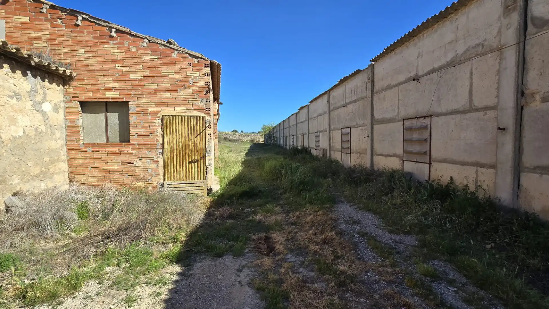 Nau industrial en venda en La Floresta