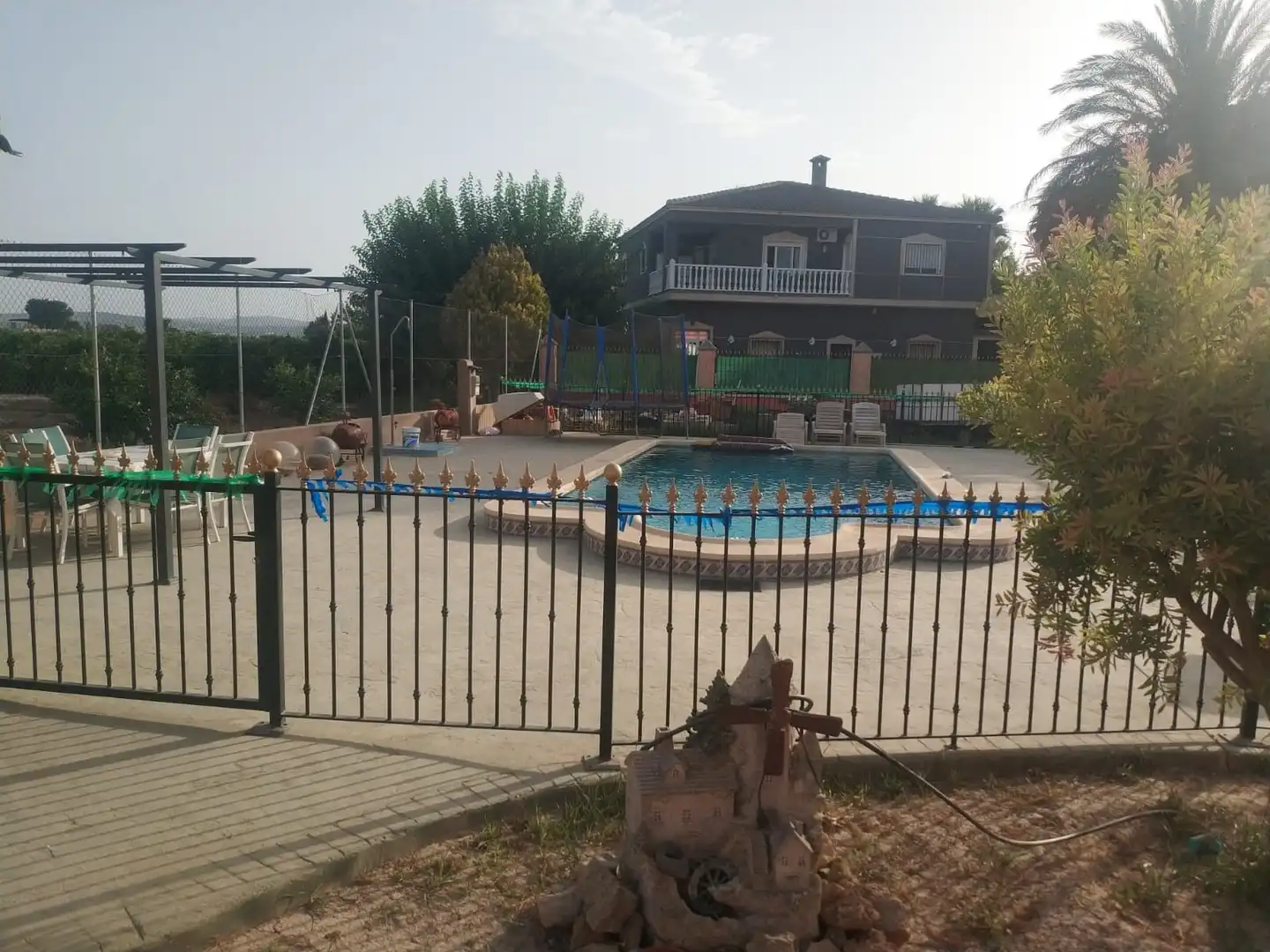 Piscina de Casa o xalet en venda en Orihuela amb Jardí privat, Moblat i Balcó
