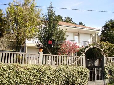 Casa con balcone in vendita a Touro