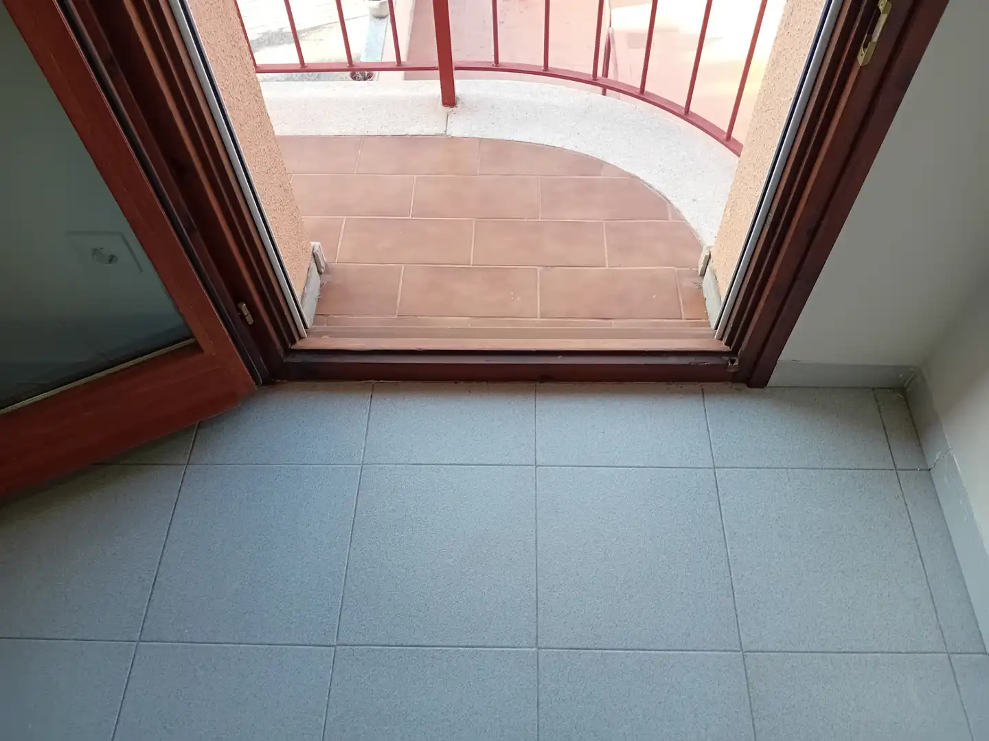 Terrassa de Casa adosada en venda en Girona amb Calefacció, Jardí privat i Rentadora
