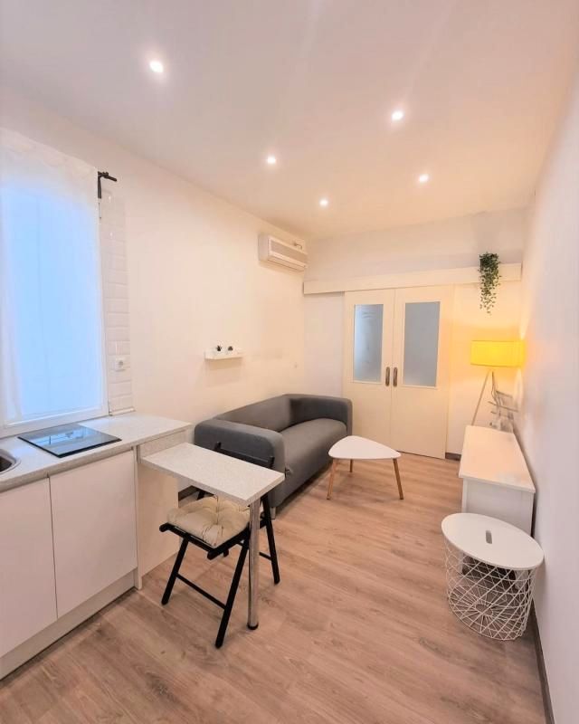 Living room of Apartment to rent in  Madrid Capital  with Air Conditioner, Furnished and Pets allowed