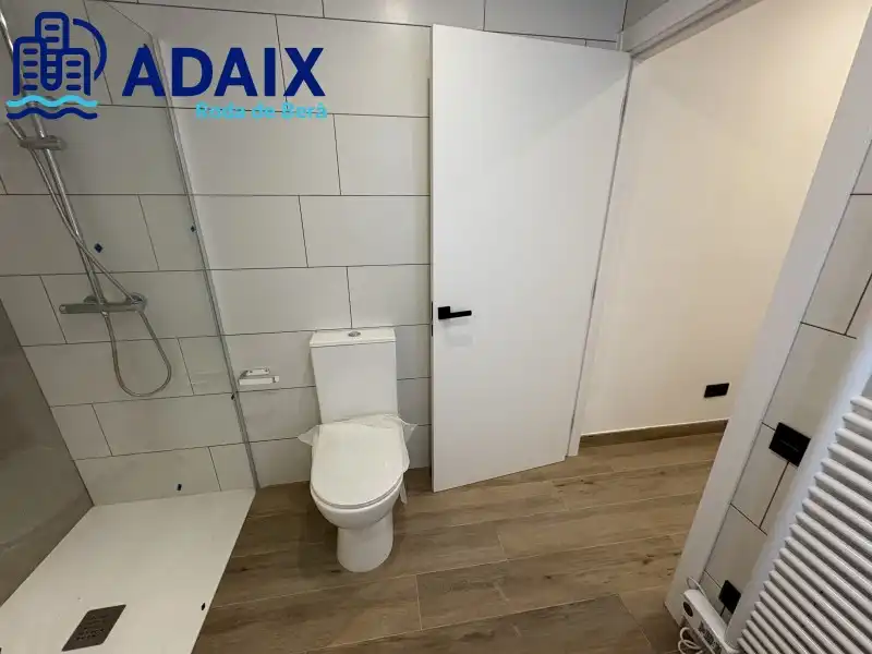 Bathroom of Ground floor for sale in Roda de Berà
