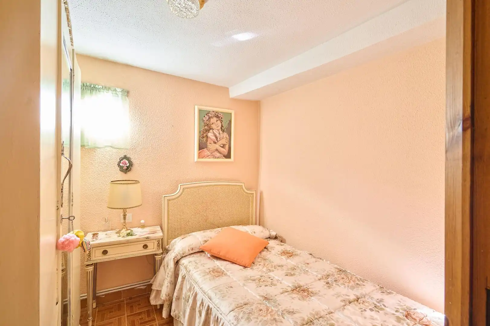 Dormitori de Casa o xalet en venda en Navacarros amb Jardí privat i Piscina