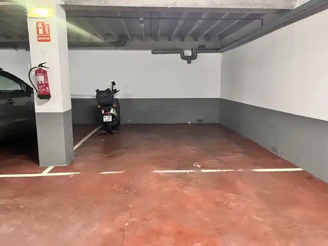 Parkplatz von Wohnung zum Verkauf in Gijón  mit Heizung, Parkett und Terrasse