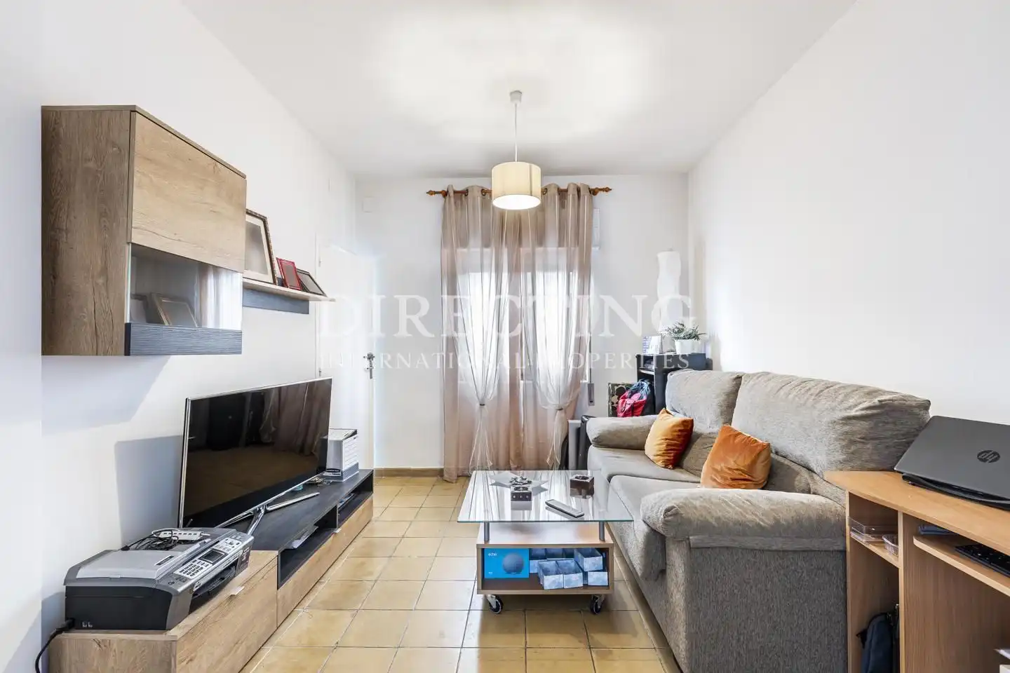 Sala d'estar de Casa o xalet en venda en Madrid amb Aire condicionat, Calefacció i Jardí privat
