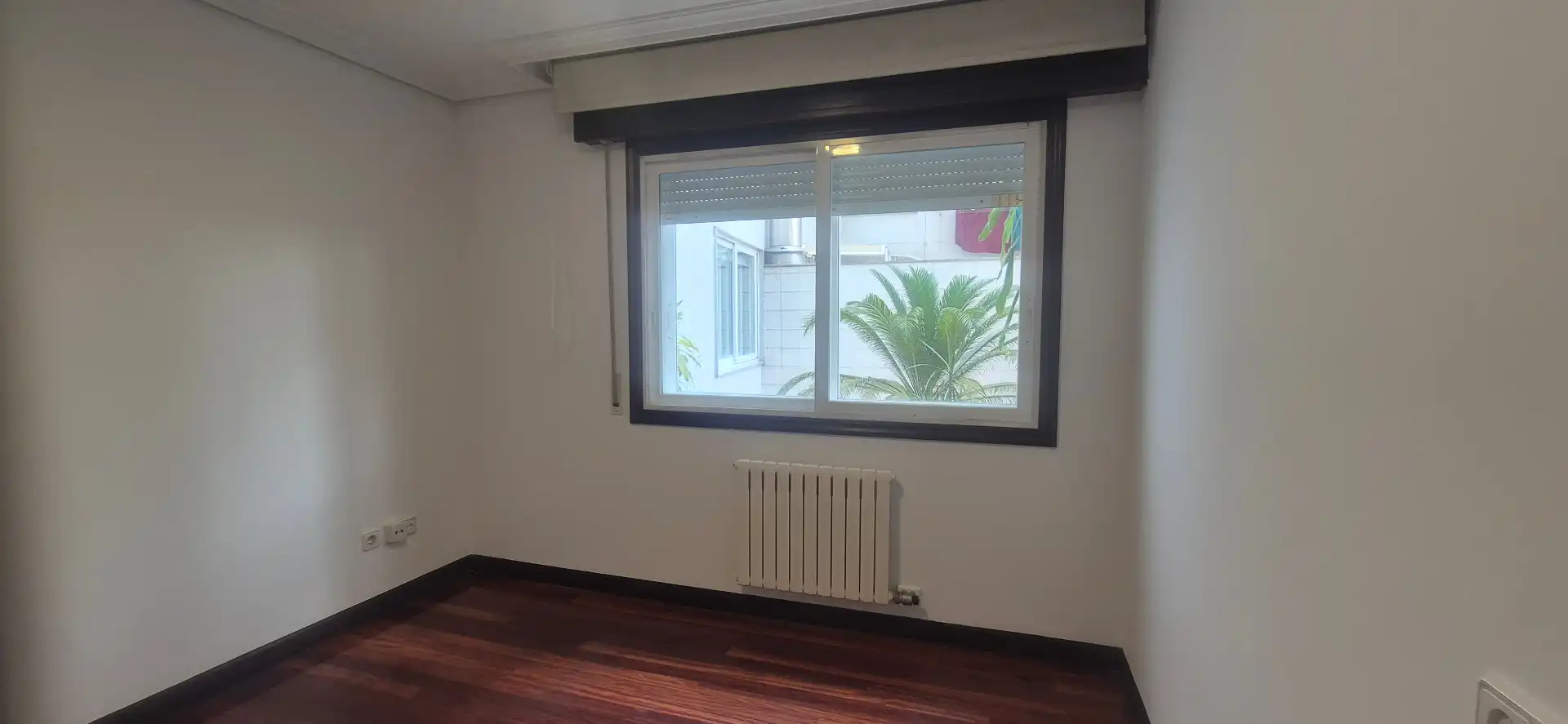 Bedroom of Flat for rent in Vigo   with Heating, Parquet flooring and Storage room