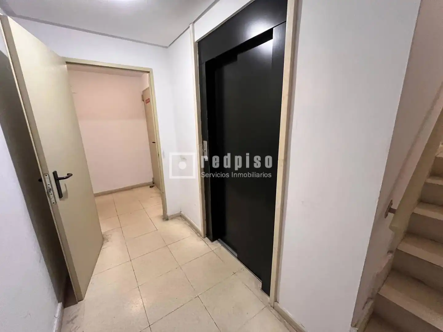 Flat for sale in Madrid  with Air Conditioner, Heating and Private garden