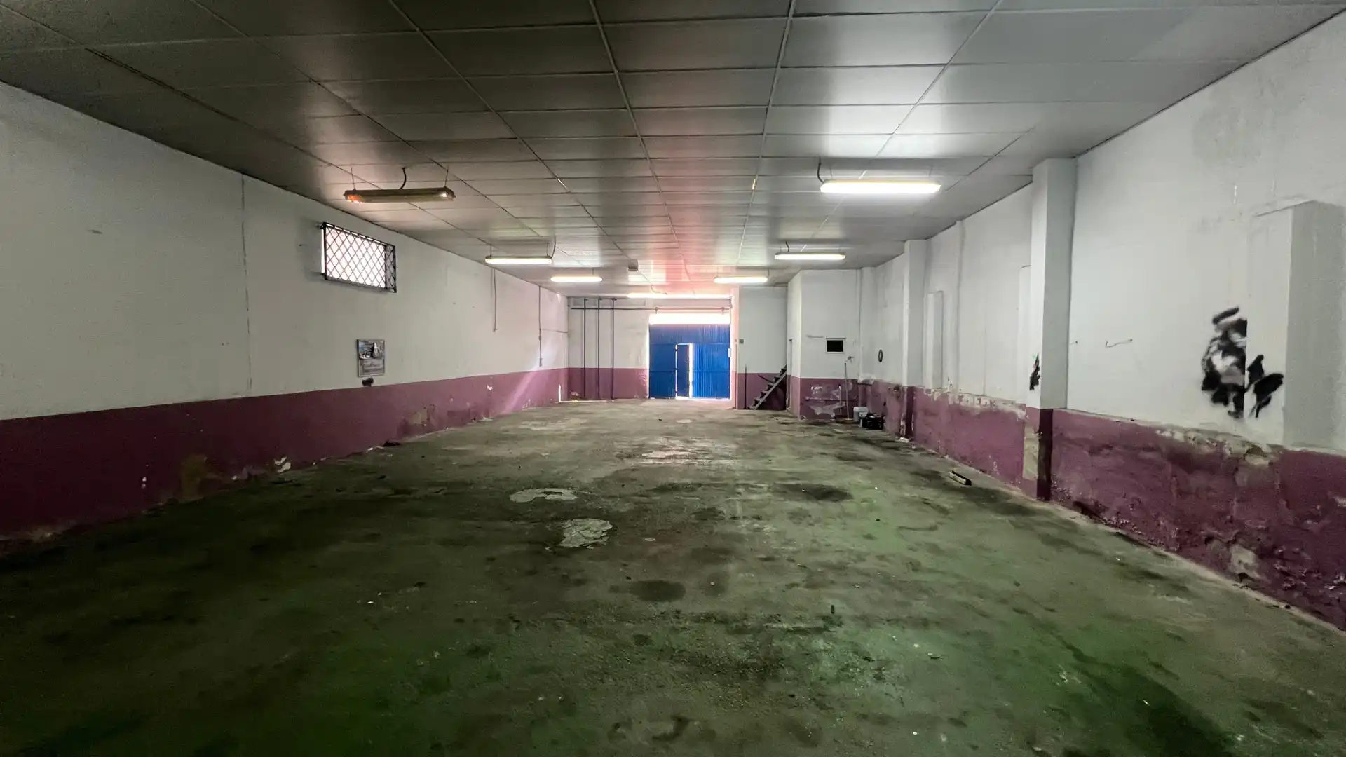 Nave industrial en venta en Málaga
