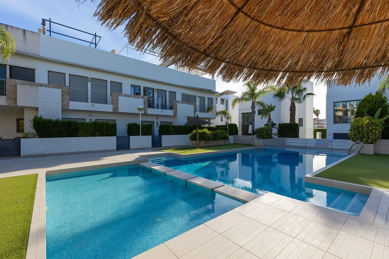 Swimming pool of Duplexes for sale in Rojales  with Air Conditioner, Heating and Private garden