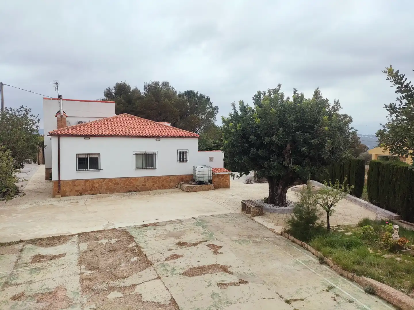 Villa mit Pool zum Verkauf in Montroi / Montroy, imagen 4