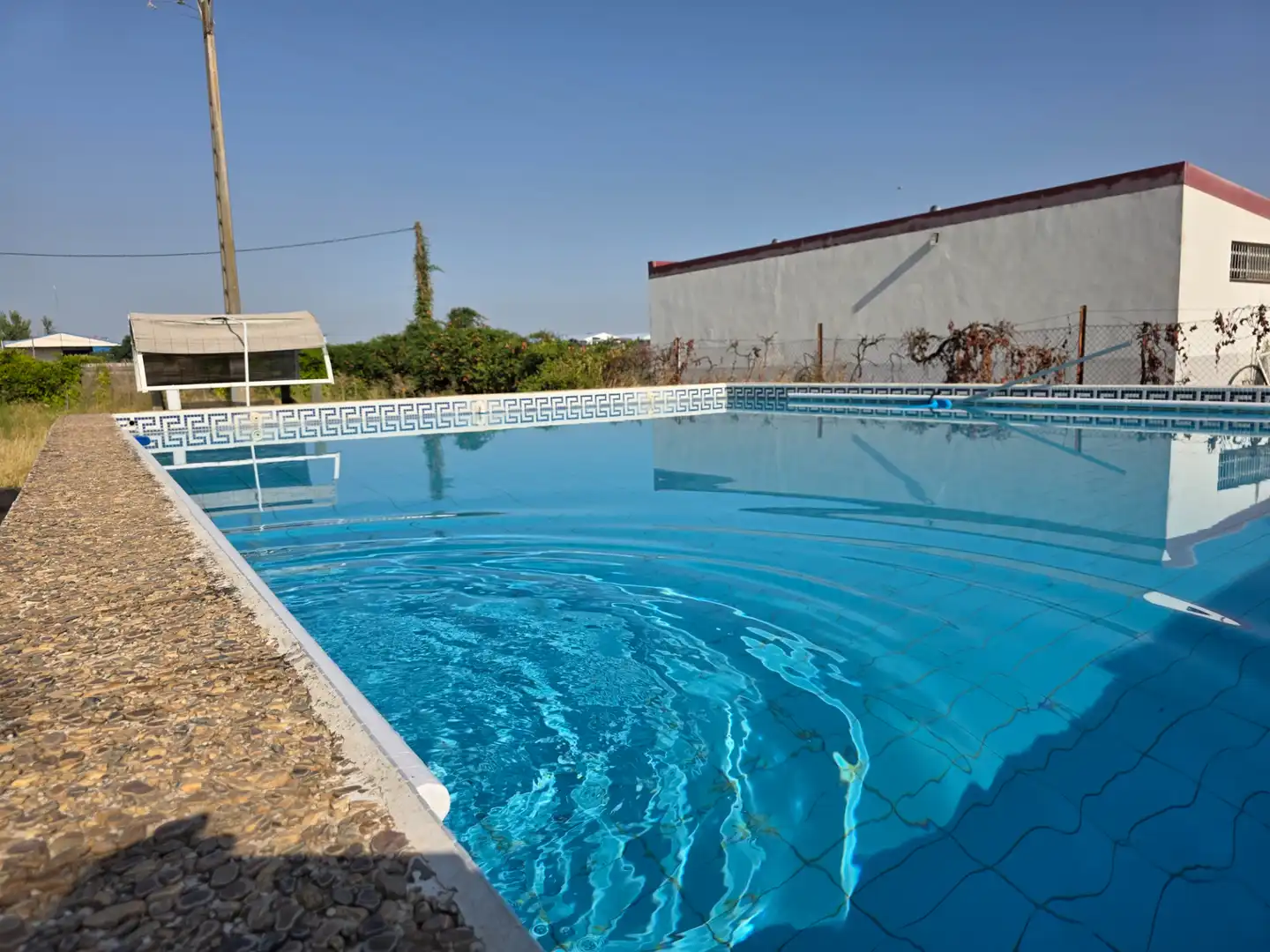 Villa mit Pool zum Verkauf in Parque de la Constitución 5a, imagen 3