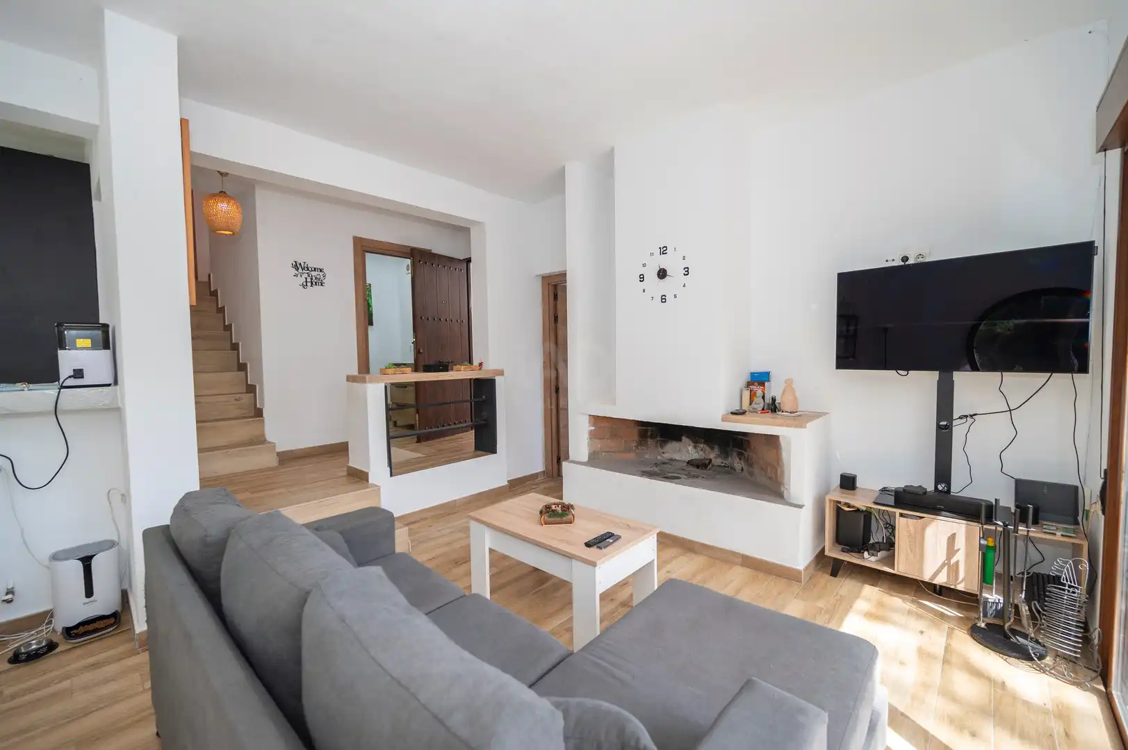 Sala d'estar de Casa adosada en venda en Santa Eulària des Riu amb Aire condicionat i Calefacció