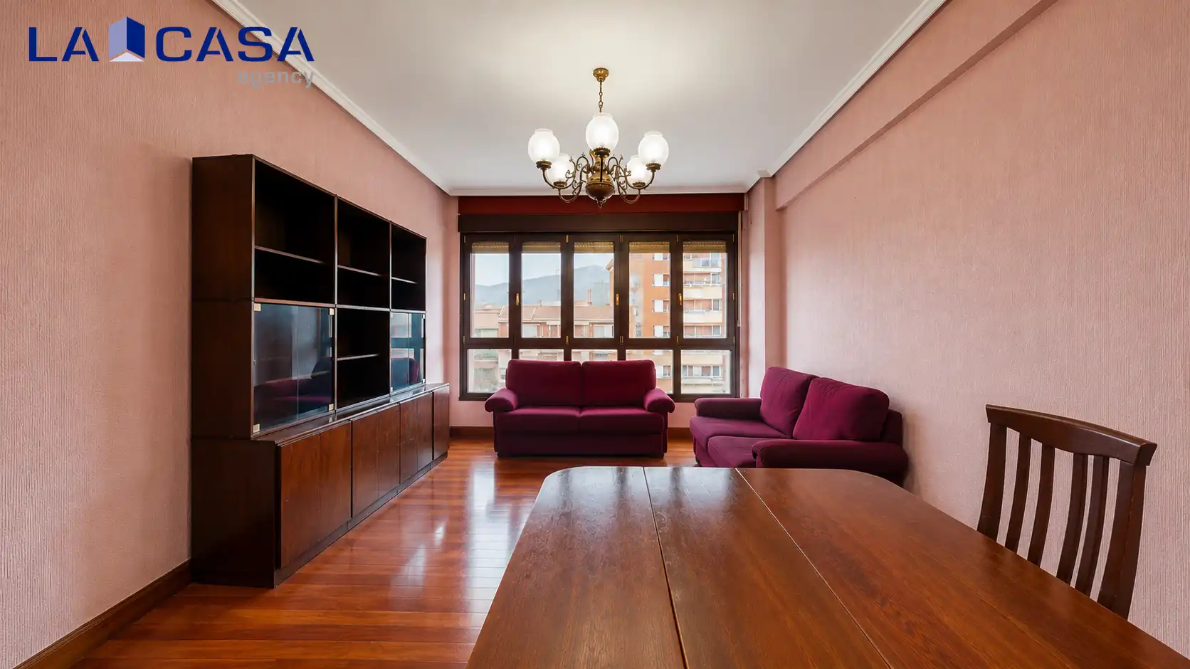 Sala d'estar de Pis en venda en Bilbao  amb Balcó