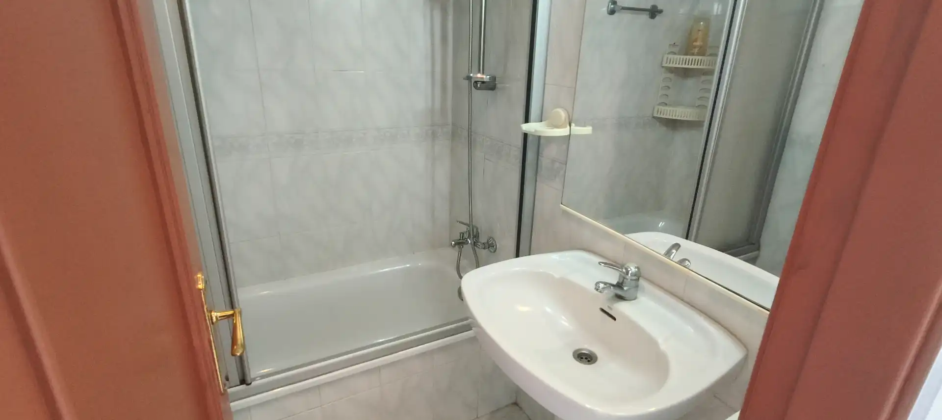 Baño de Casa adosada en venta en Lloret de Mar con Calefacción, Terraza y Balcón