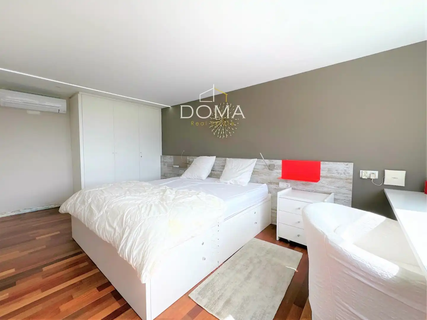 Habitación de Casa o chalet en venta en Barcelona con Aire acondicionado, Calefacción y Jardín privado