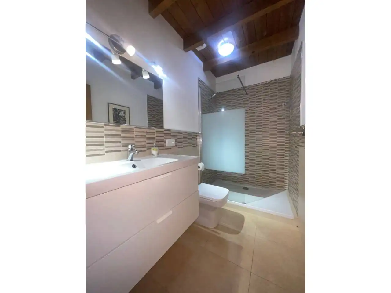 Baño de Casa o chalet de alquiler en Estepona con Calefacción, Jardín privado y Terraza