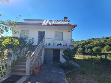 Casa en venda a Carballeda