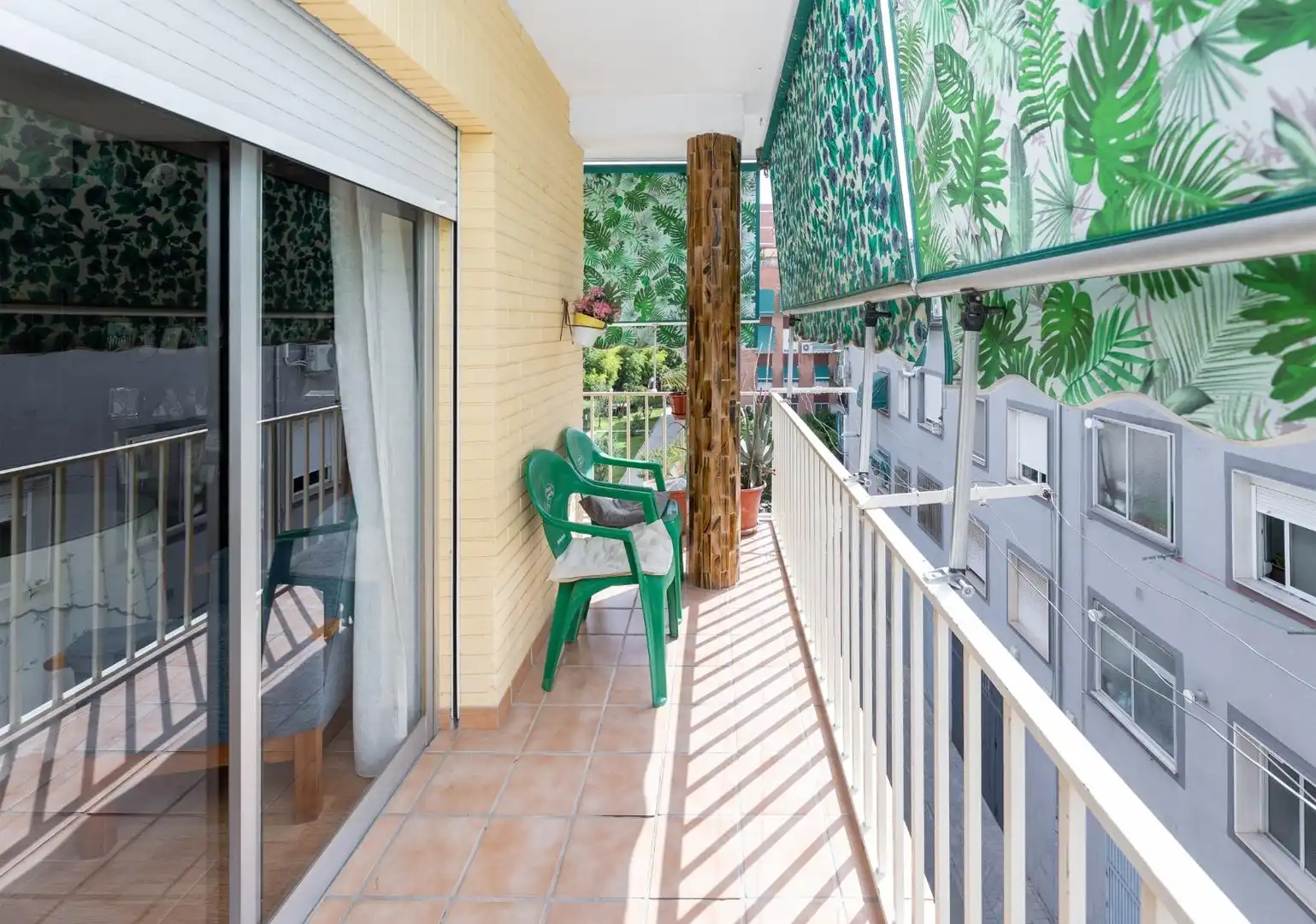 Balcony of Flat for sale in Granada  with Furnished and Balcony