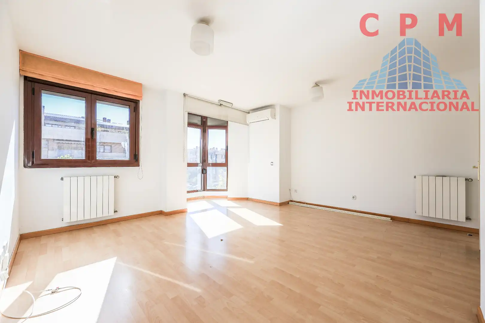 Wohnzimmer von Wohnung zur Miete in Fuencarral - El Pardo