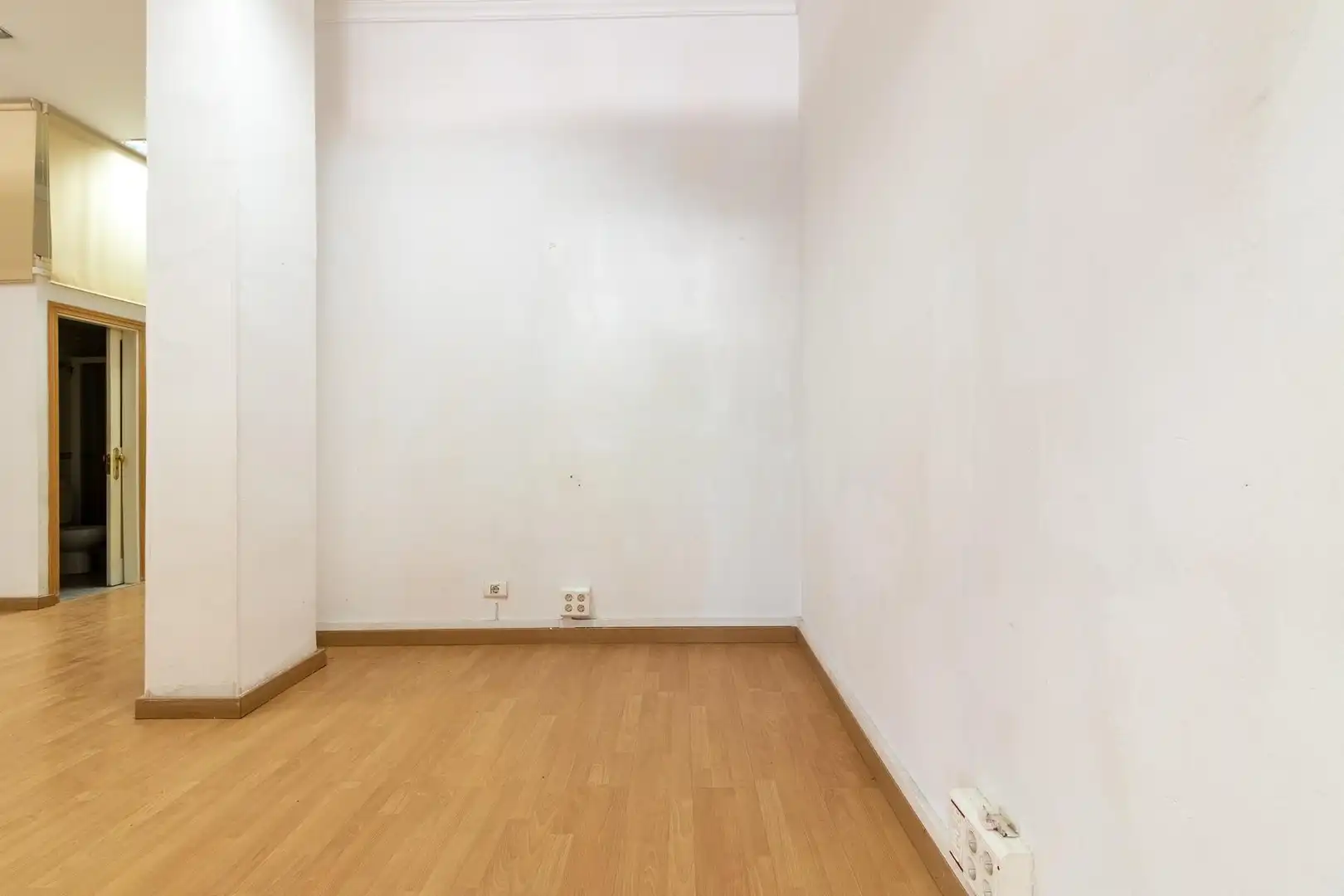 Business premises for sale in Calle de los Fondos de Segura, imagen 8