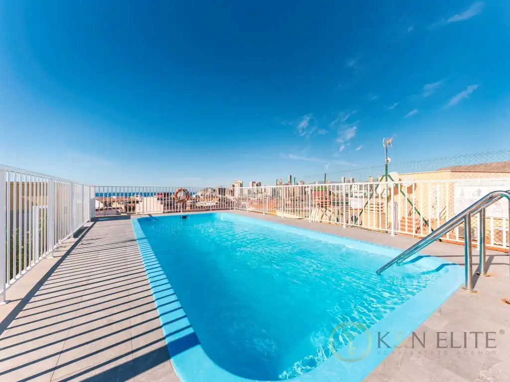 Flat with pool for sale in Avenida Aiguera, imagen 2
