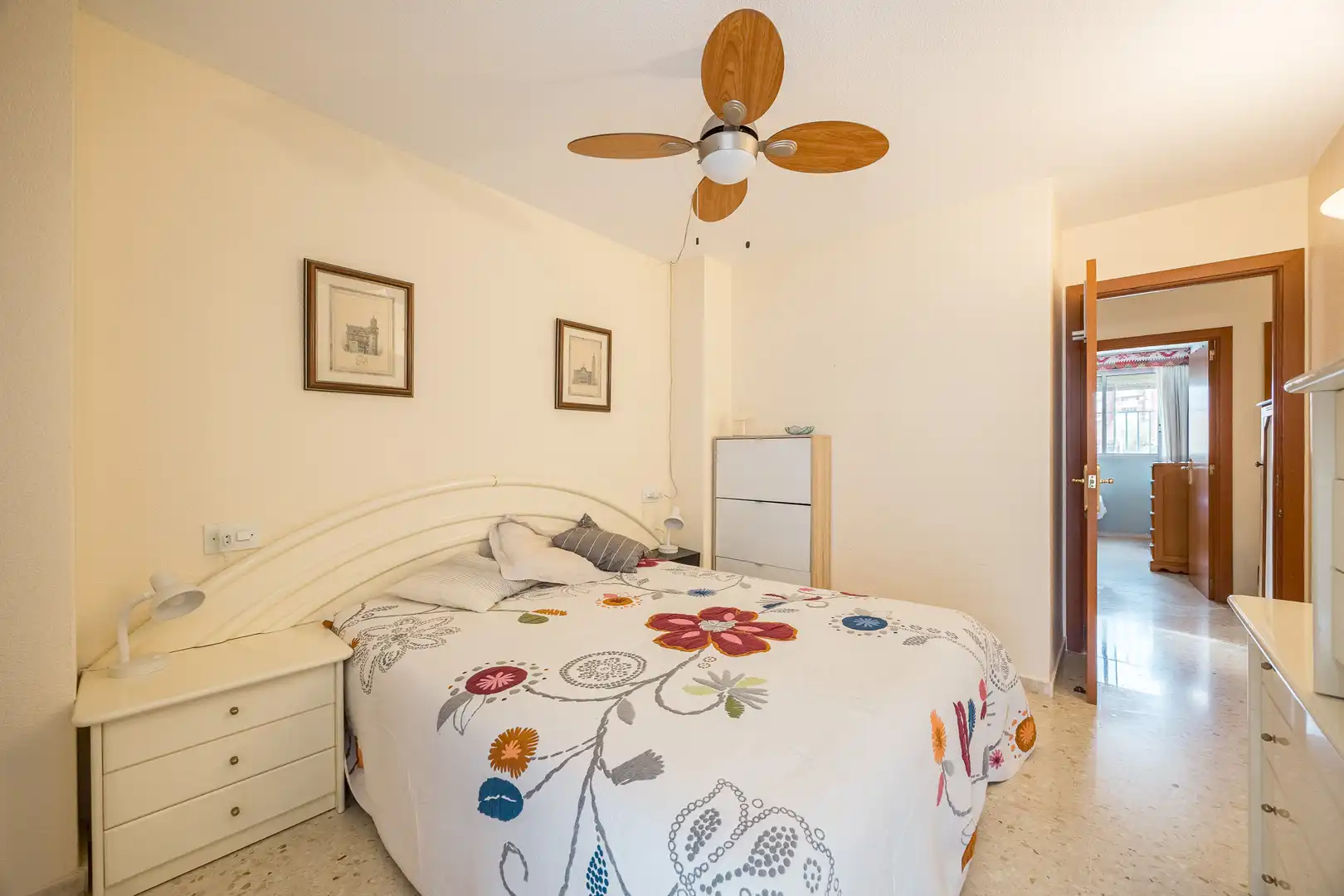 Habitación de Piso en venta en Benidorm con Piscina, Amueblado y Piscina comunitaria