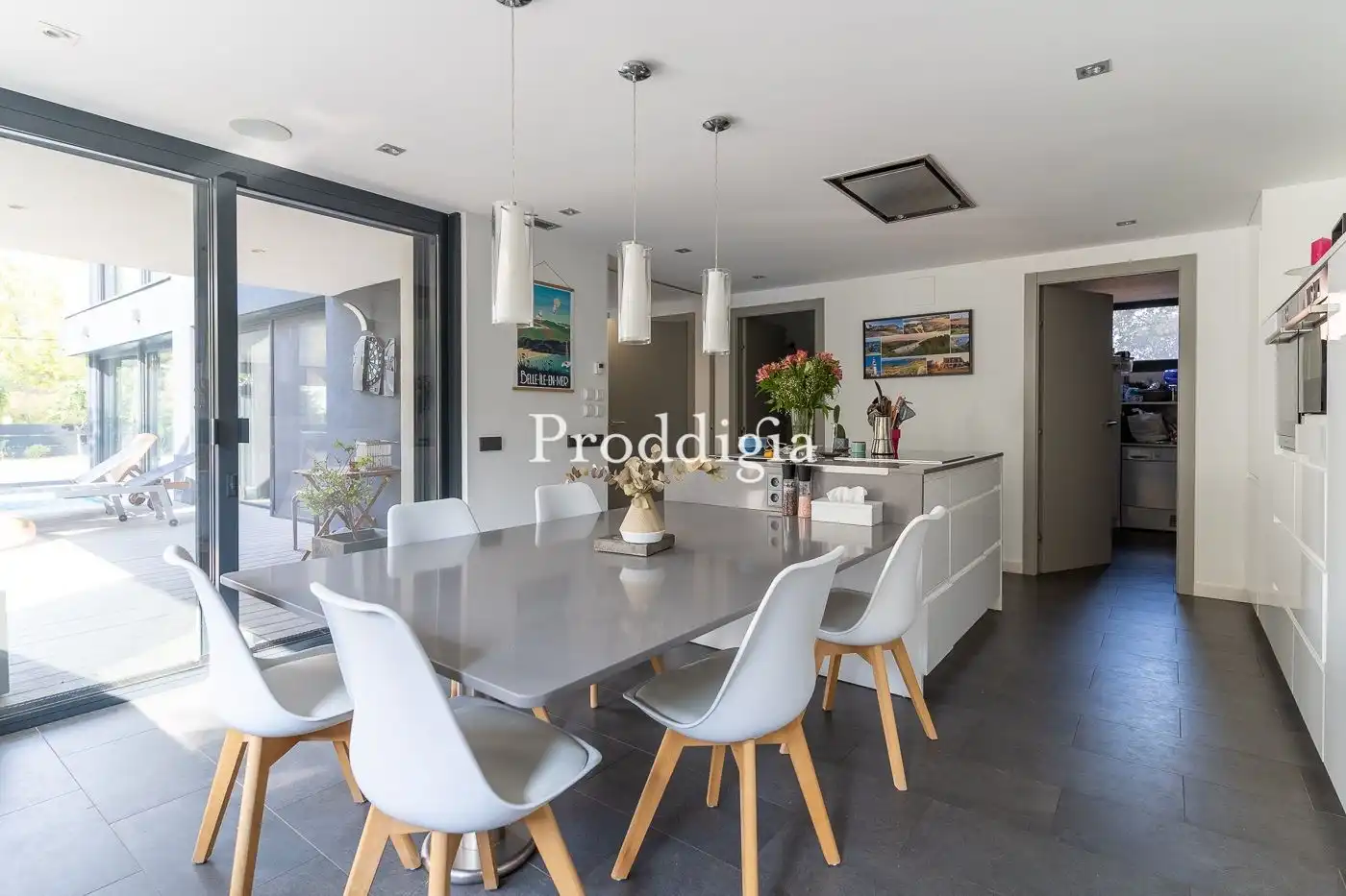 Kitchen of Houses for sale in Sant Cugat del Vallès  with Air Conditioner, Heating and Storage room
