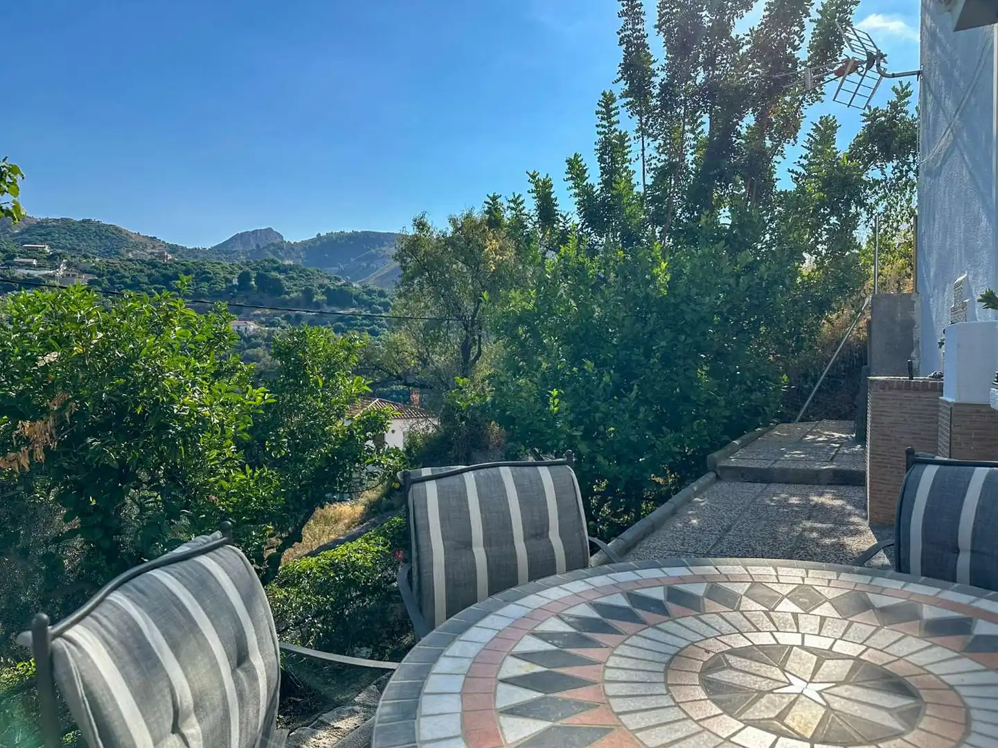 Terraza de Apartamento en venta en Los Guájares con Terraza y Alarma