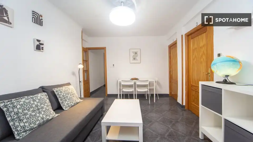 Room in Barrio de Zaidín