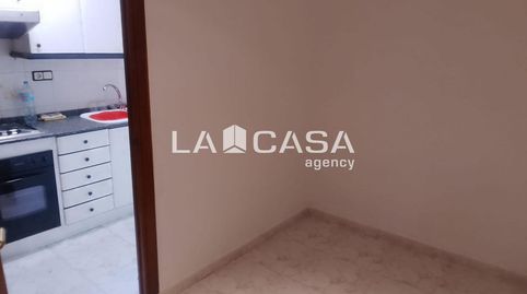 Foto 4 de Planta baixa en venda a Canovelles, Barcelona
