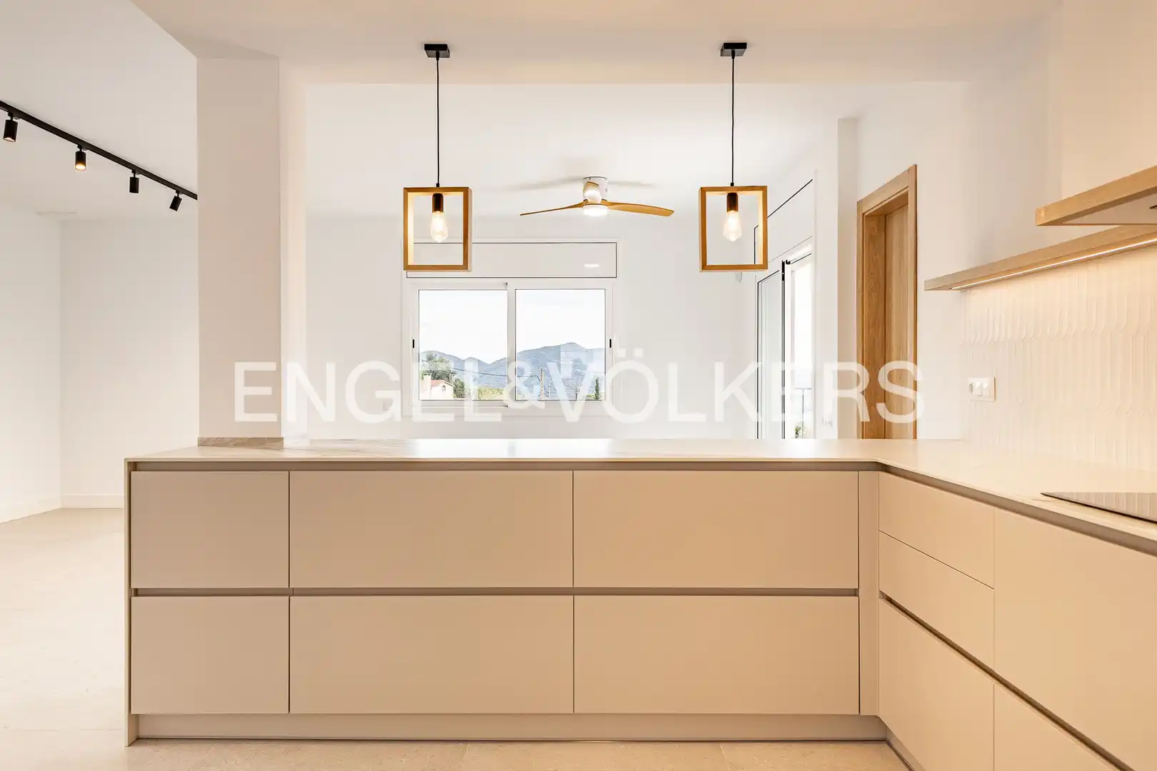 Casa amb terrassa en venda a Sant Cebrià de Vallalta, imagen 13