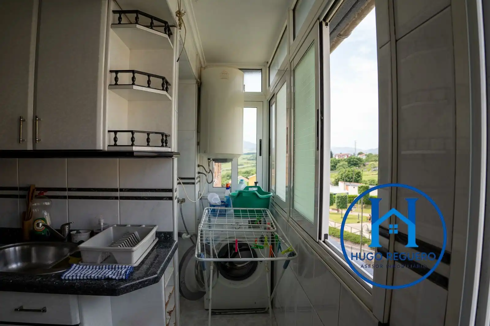 Terraza de Piso en venta en Avilés con Calefacción, Amueblado y Lavadora