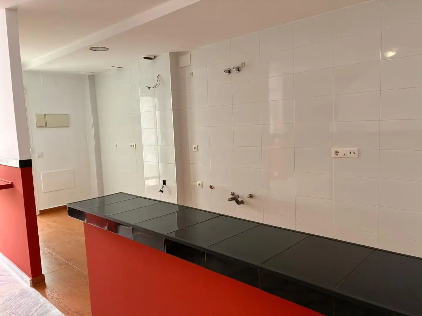 Cuina de Casa adosada en venda en Badajoz amb Terrassa i Traster