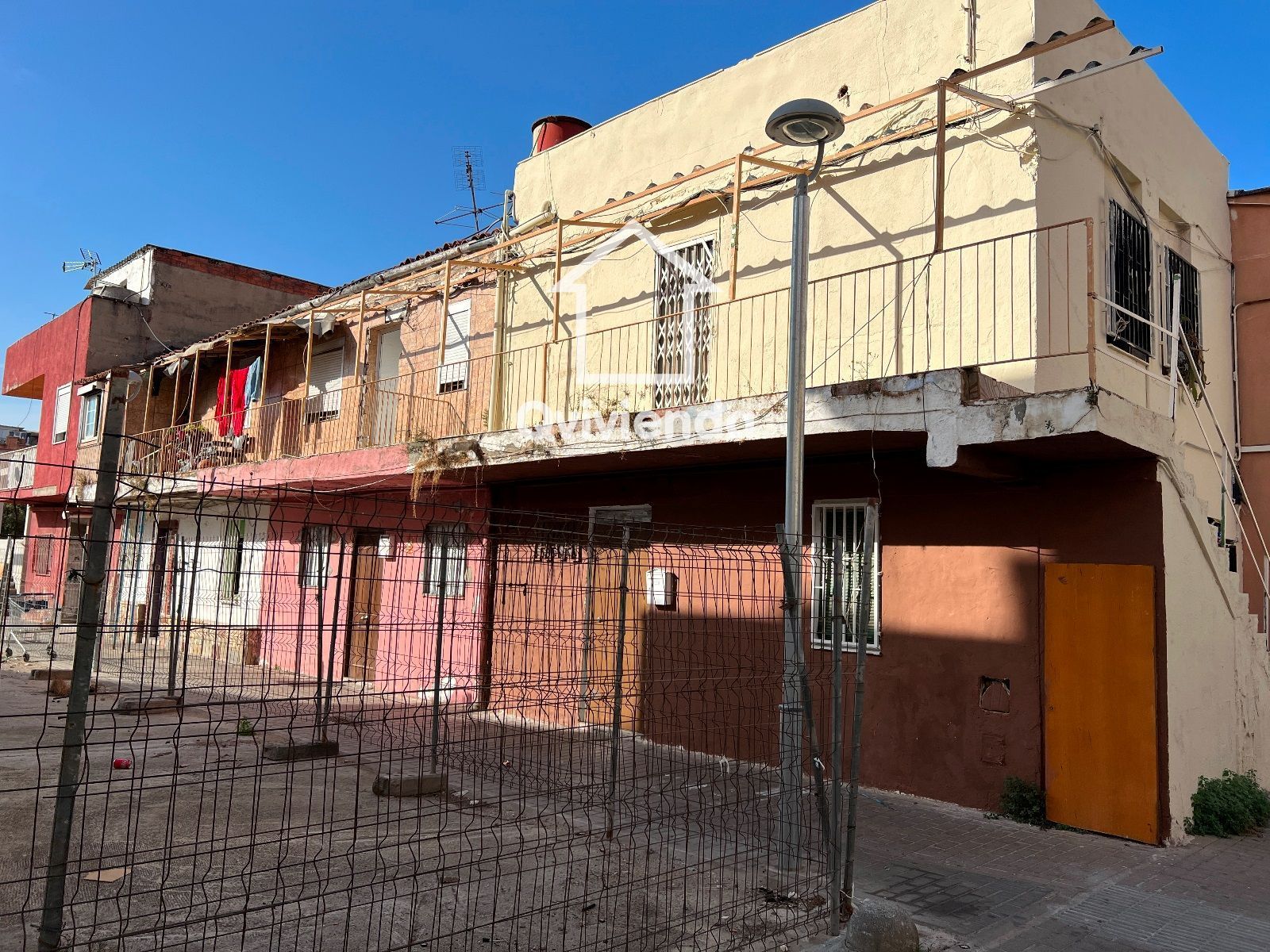 Vista exterior de Pis en venda en Canovelles