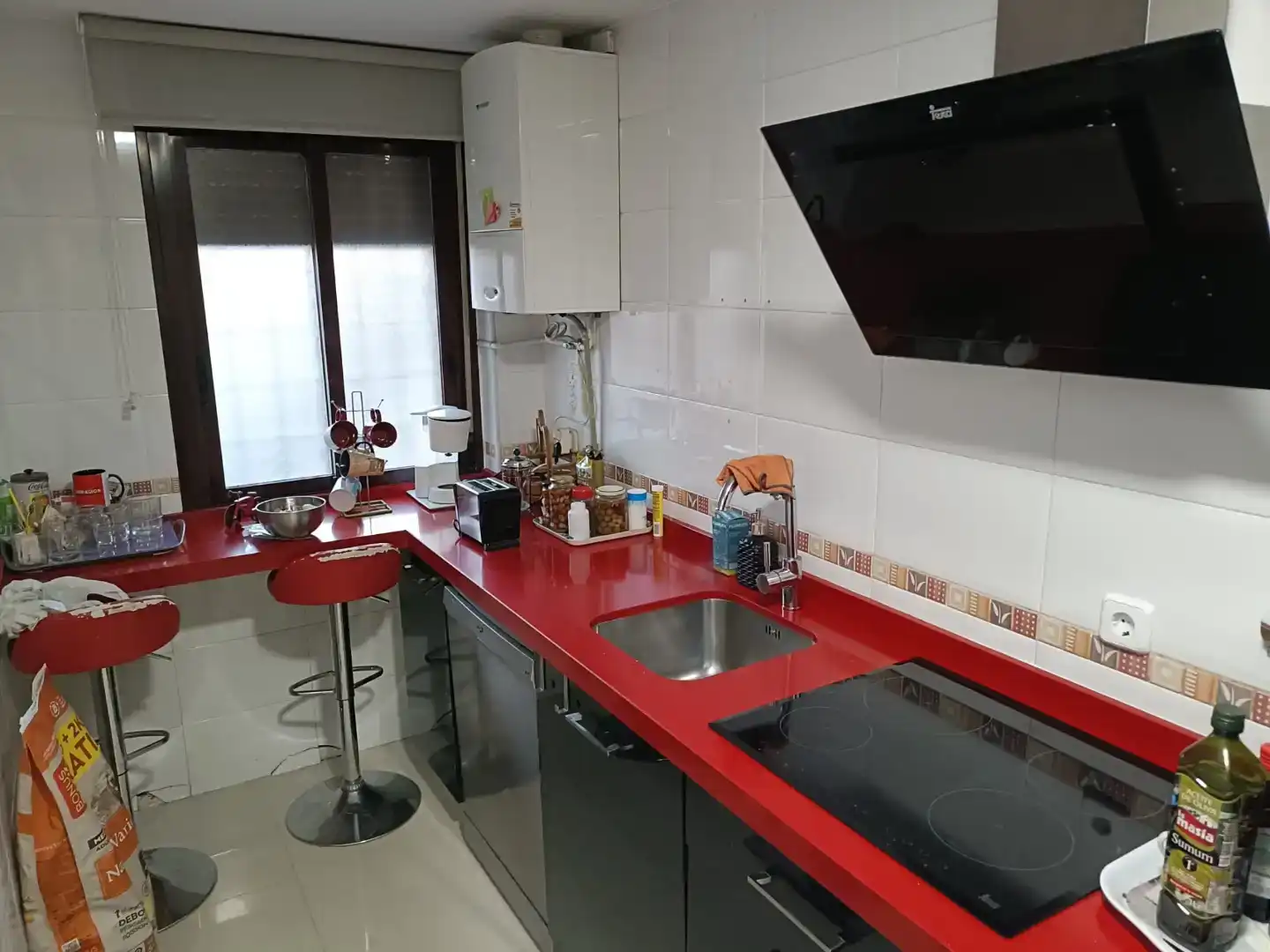 Cocina de Planta baja para compartir en Camarma de Esteruelas con Jardín privado, Parquet y Amueblado