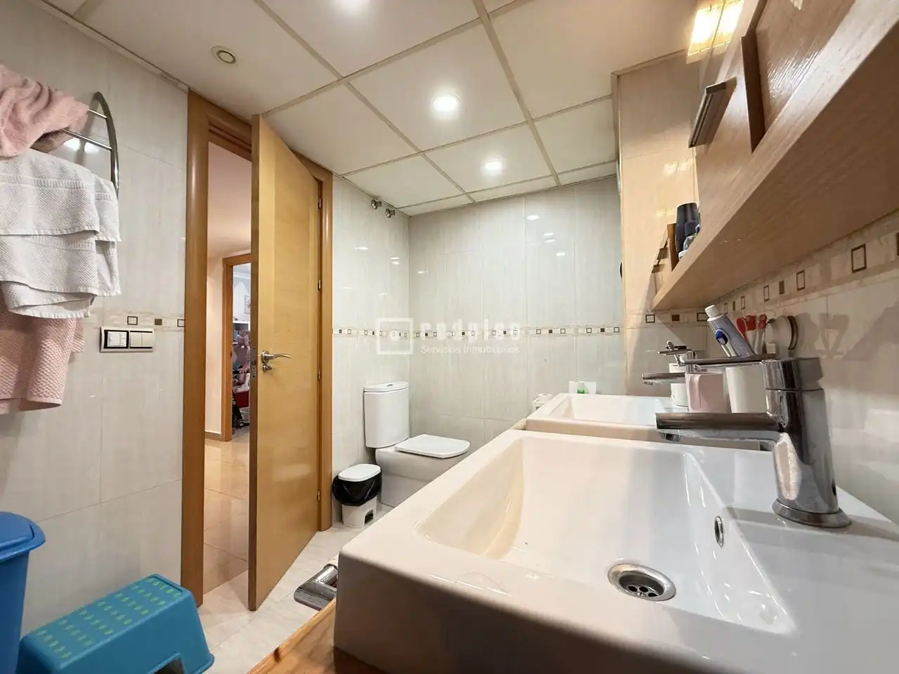 Baño de Piso en venta en Málaga con Aire acondicionado, Calefacción y Jardín privado