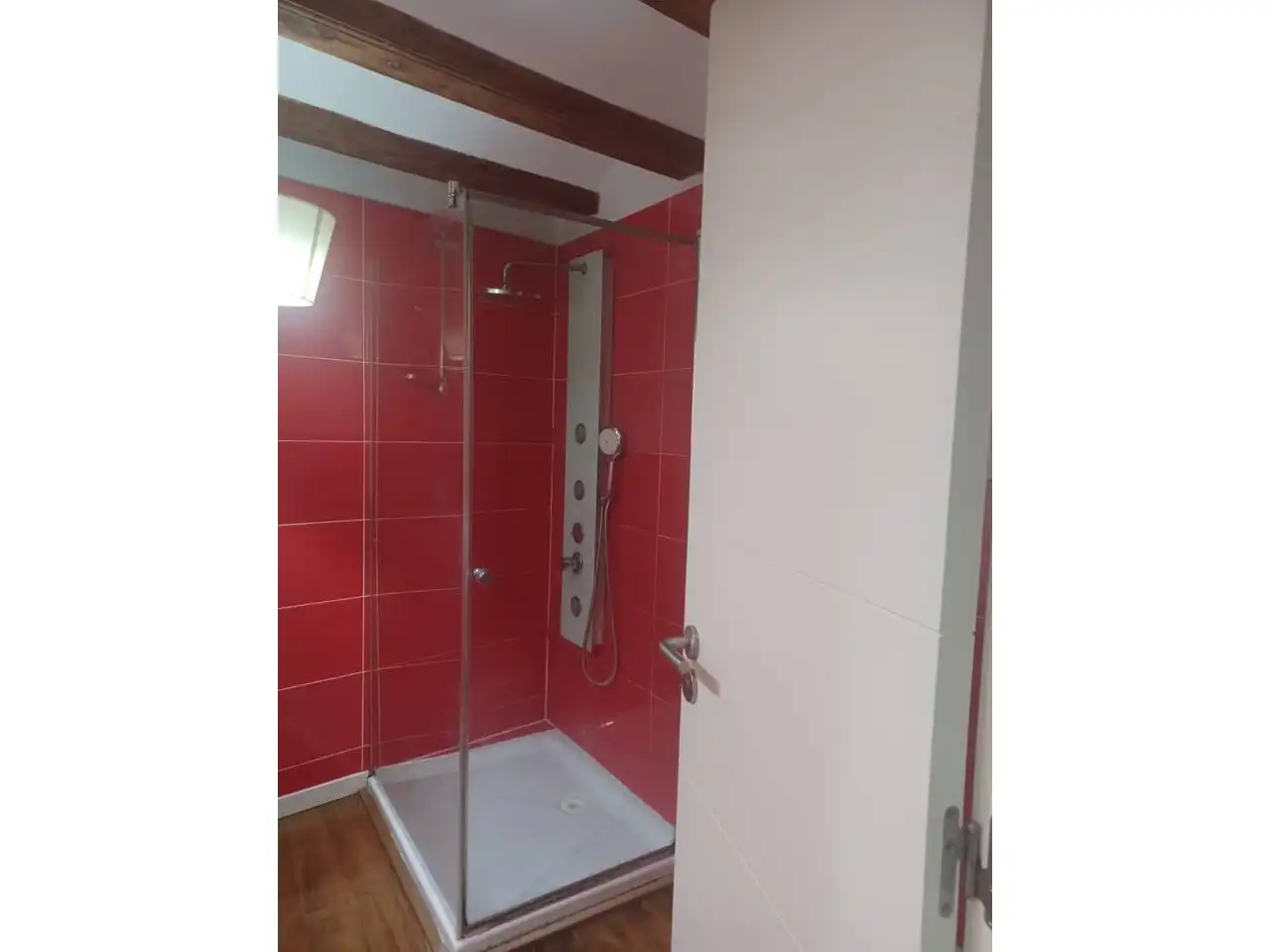 Baño de Piso en venta en Valencia con Aire acondicionado, Jardín privado y Amueblado