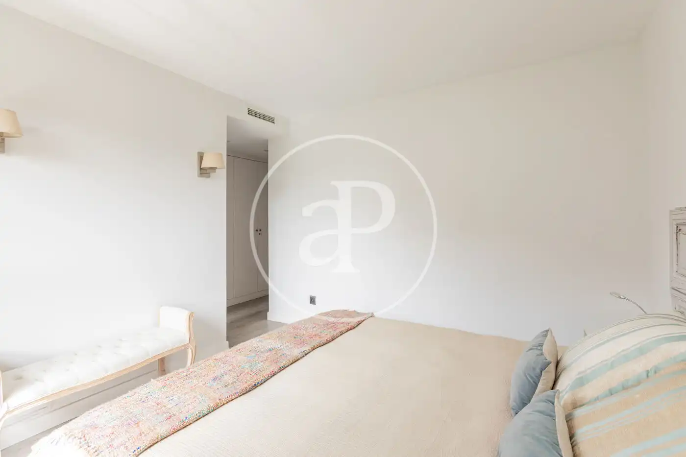 Habitación de Piso en venta en Madrid con Aire acondicionado, Calefacción y Terraza