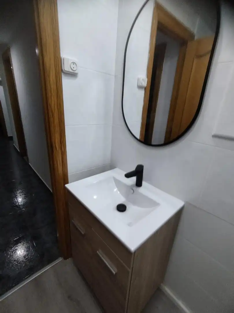 Badezimmer von Wohnung zum Verkauf in Santa Perpètua de Mogoda mit Heizung, Möbliert und Balkon