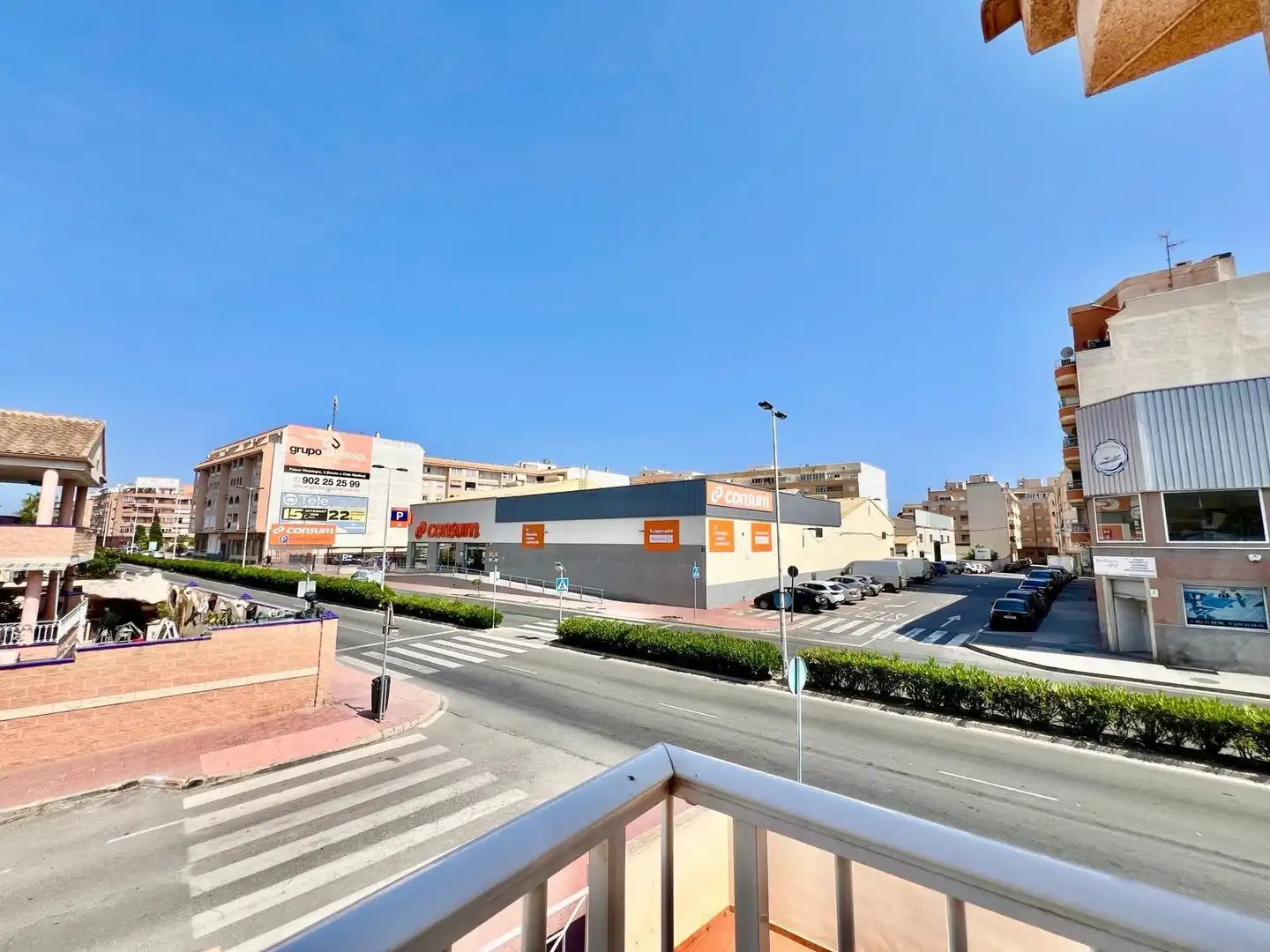 Vista exterior de Casa o chalet en venta en Torrevieja con Jardín privado, Terraza y Trastero