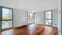 Bedroom of Flat for sale in  Barcelona Capital  with Air Conditioner, Parquet flooring and Storage room